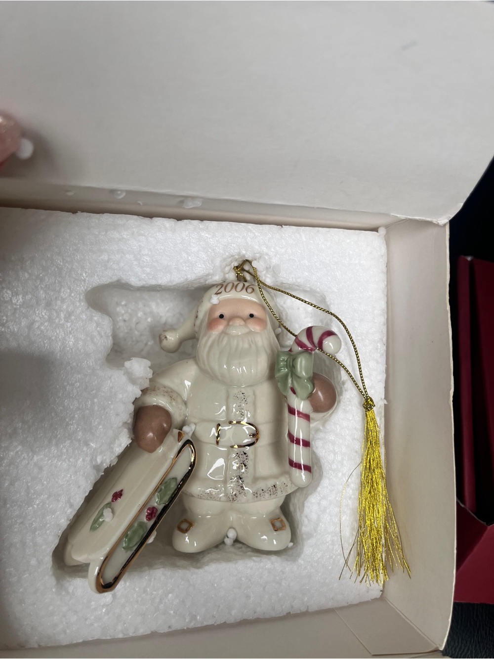 Lenox Cream Santa Claus Ornament with Candy Cane - 2006 Holiday Decoration - Picture 4 of 4